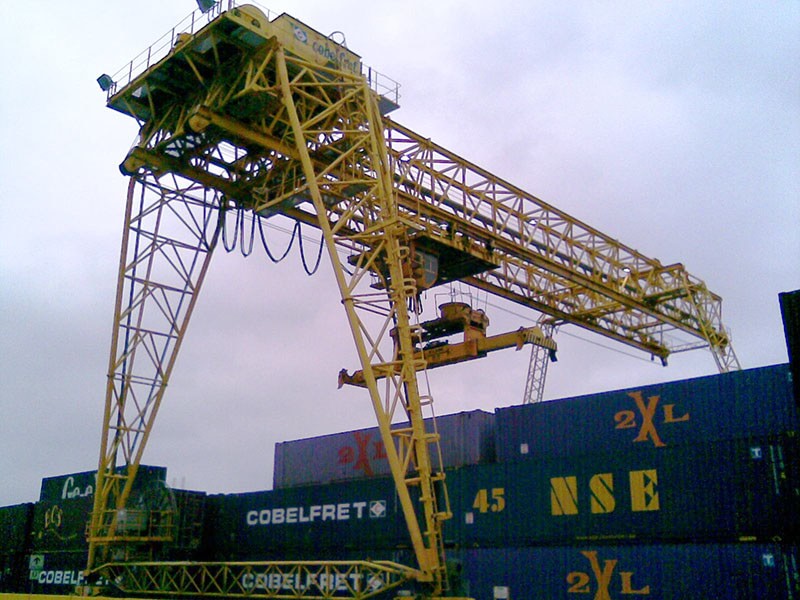 Container Port (Crane Detection Scheme)