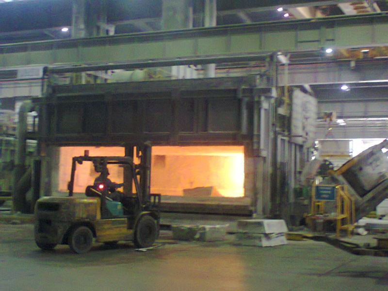 Aluminium Furnace (Remote Furnace Door Control)